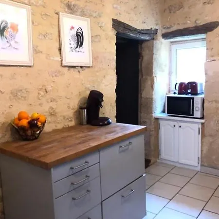 Holiday home La Maison De Cesar Les Eyzies De Tayac Sireuil (Dordogne)
